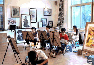 红月美术--是瑞昌市专门的少儿美术书法培训机构之一